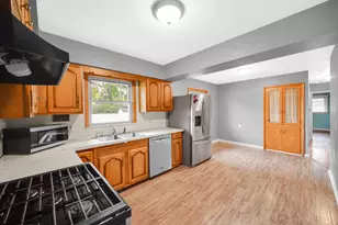 8939 Parrish Ave, Highland, IN 46322 - Photo 8