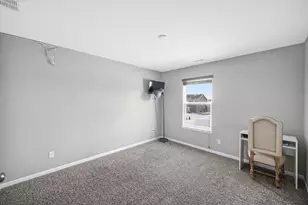 8825 Marquette St, Saint John, IN 46373 - Photo 18