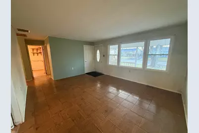 733-1 Imperial Road, Valparaiso, IN 46385 - Photo 2