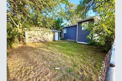 2600 E 36th Avenue, Lake Station, IN 46405 - Photo 10