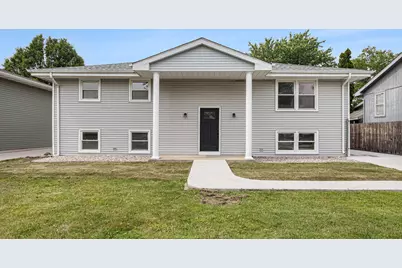 1819 Magnolia Lane, Munster, IN 46321 - Photo 2