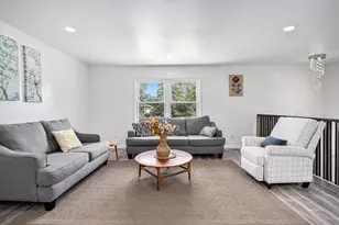 1819 Magnolia Ln, Munster, IN 46321 - Photo 6