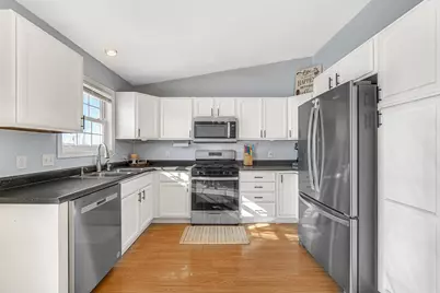 9405 W 143rd Lane, Cedar Lake, IN 46303 - Photo 6