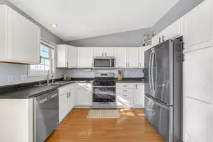 9405 W 143rd Ln, Cedar Lake, IN 46303 - Photo 6