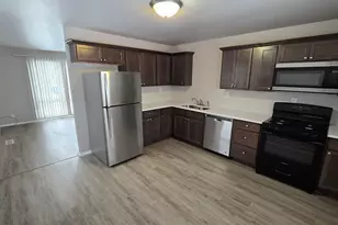 7730 Rhode Island Ct, Hammond, IN 46323 - Photo 4