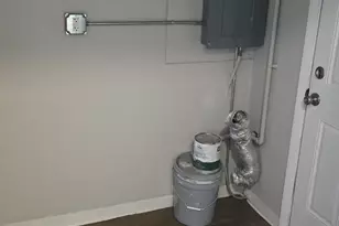 7730 Rhode Island Ct, Hammond, IN 46323 - Photo 10