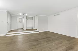 2545 E Lakeshore Dr, Crown Point, IN 46307 - Photo 8