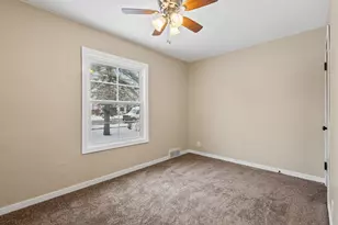 314 N Cline Ave, Griffith, IN 46319 - Photo 14