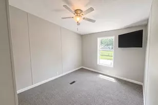 2670 Allen St, Lake Station, IN 46405 - Photo 24