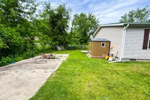 2670 Allen St, Lake Station, IN 46405 - Photo 32