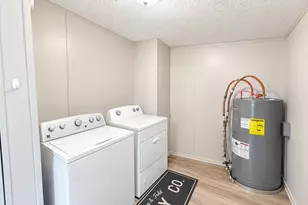 2670 Allen St, Lake Station, IN 46405 - Photo 28