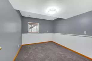 196 Spring View Dr, Westchester Township, IN 46304 - Photo 24