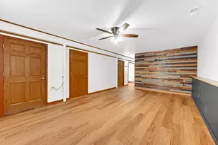 196 Spring View Dr, Westchester Township, IN 46304 - Photo 20