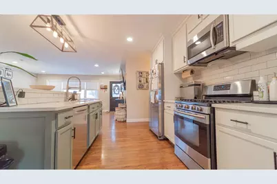 3230 Garfield Avenue, Highland, IN 46322 - Photo 6