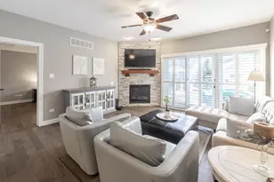 9185 W 107th Pl, Saint John, IN 46373 - Photo 6