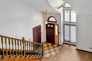 1538 Lake St, Hobart, IN 46342 - Photo 10