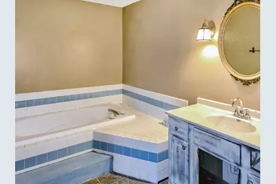 1538 Lake Street, Hobart, IN 46342 - Photo 12