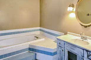 1538 Lake St, Hobart, IN 46342 - Photo 12