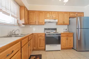 9441 S State Line Rd, Dyer, IN 46311 - Photo 4