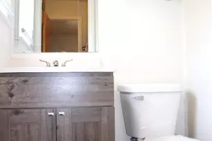 1975 Hamilton St, Portage, IN 46368 - Photo 8