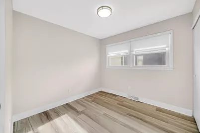 1409 E North Street, Hobart, IN 46342 - Photo 16