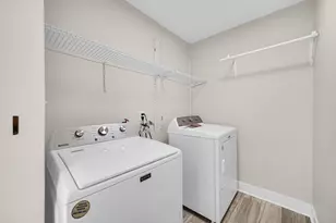 1409 E North St, Hobart, IN 46342 - Photo 18