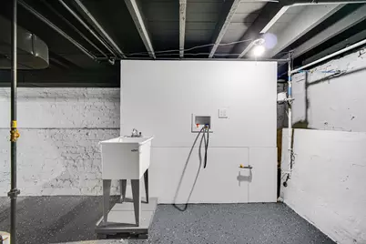 806 Lawrence Street, La Porte, IN 46350 - Photo 18