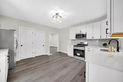 806 Lawrence Street, La Porte, IN 46350 - Photo 4