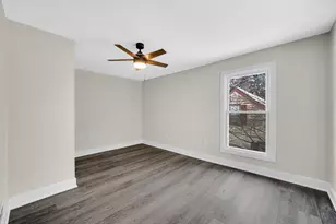 806 Lawrence St, La Porte, IN 46350 - Photo 14