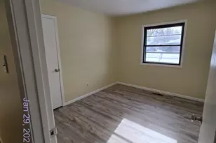 5834 Springfield Ave, Portage, IN 46368 - Photo 16