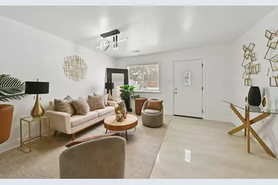 984 Stevenson Street, Gary, IN 46406 - Photo 4