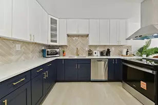 984 Stevenson St, Gary, IN 46406 - Photo 6