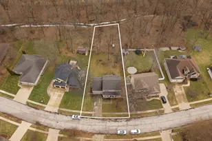 3302 Kestrel St, Valparaiso, IN 46383 - Photo 4