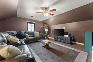 3302 Kestrel St, Valparaiso, IN 46383 - Photo 18