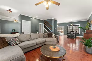 3302 Kestrel St, Valparaiso, IN 46383 - Photo 6