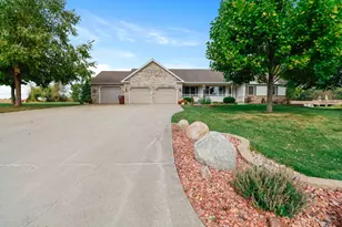 1 E Jeflynn Ct, Kouts, IN 46347 - Photo 2