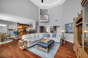 272 Bruntsfield Ct, Valparaiso, IN 46385 - Photo 8