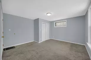 922 Summer St, Hammond, IN 46320 - Photo 6