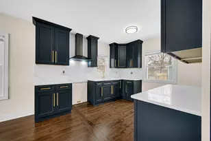 755 Johnson St, Gary, IN 46402 - Photo 10