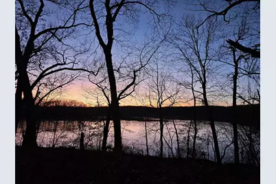 1130 Lakeview Drive, Hobart, IN 46342 - Photo 16