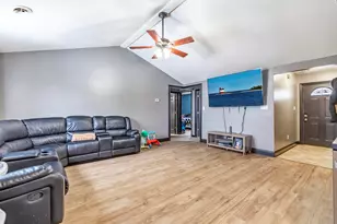 202 S Jefferson St, Hamlet, IN 46532 - Photo 12