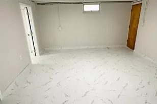 8440 Van Buren Ct, Munster, IN 46321 - Photo 38