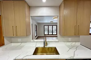 8440 Van Buren Ct, Munster, IN 46321 - Photo 18