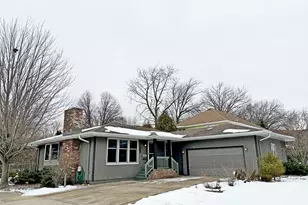 8440 Van Buren Ct, Munster, IN 46321 - Photo 1