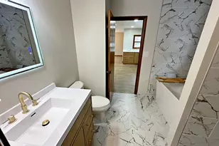 8440 Van Buren Ct, Munster, IN 46321 - Photo 22
