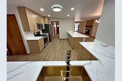 8440 Van Buren Court, Munster, IN 46321 - Photo 14