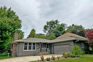 8440 Van Buren Ct, Munster, IN 46321 - Photo 1