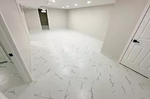 8440 Van Buren Ct, Munster, IN 46321 - Photo 32