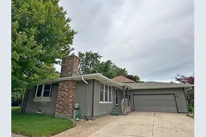8440 Van Buren Court, Munster, IN 46321 - Photo 2