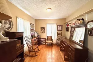 551 E Mound St, Knox, IN 46534 - Photo 8